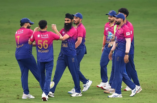 যাদের নিয়ে টি-টুয়েন্টি বিশ্বকাপ খেলবে সংযুক্ত আরব আমিরাত