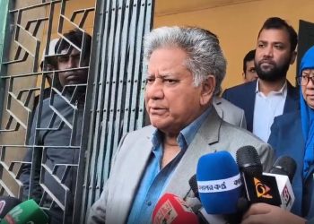 নৌপরিবহন এবং শ্রম ও কর্মসংস্থান উপদেষ্টা ব্রিগেডিয়ার জেনারেল (অব.) ড. এম সাখাওয়াত হোসেন, প্রতিনিধির পাঠানো ছবি।