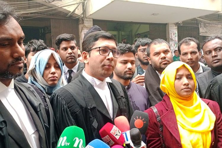 ছবি: হাদি হত্যা মামলায় নিয়োগপ্রাপ্ত ৩ জন আইনজীবী