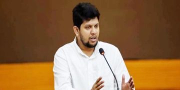 ছবি: সাবেক তথ্য উপদেষ্টা মাহফুজ আলম