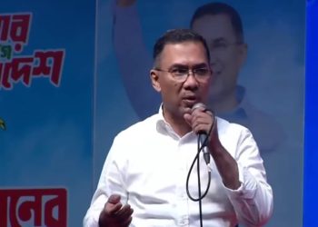 ছবি: নওগাঁর এটিম মাঠে নির্বাচনী জনসভায় তারেক রহমান।