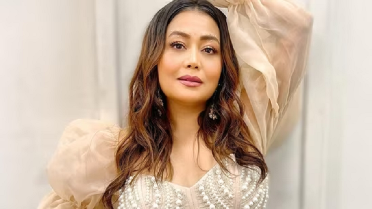 সব ছেড়ে অন্তরালে যাচ্ছেন নেহা কক্কর!