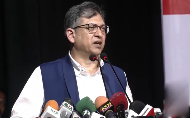 ফ্যাসিবাদের ষড়যন্ত্র অব্যাহত আছে, নির্বাচন যথাসময়ে হবে: সালাহউদ্দিন আহমেদ