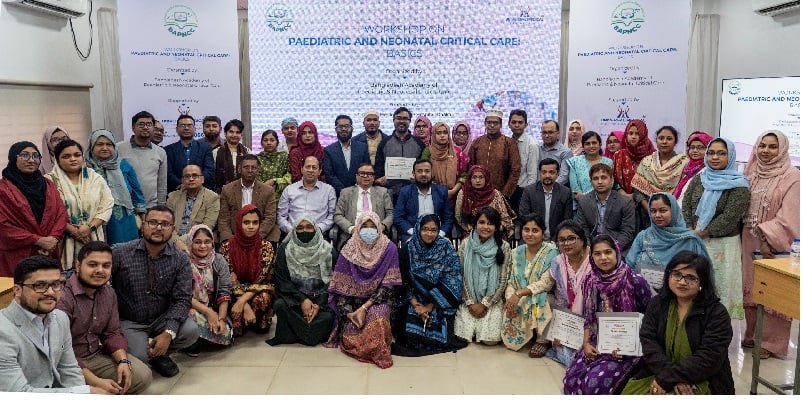 ইউনিভার্সেল মেডিকেল কলেজ হাসপাতালে নবজাতক ও পেডিয়াট্রিক ক্রিটিক্যাল কেয়ারের কর্মশালা অনুষ্ঠিত