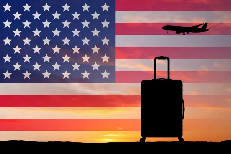 যুক্তরাষ্ট্রের ইমিগ্র্যান্ট ভিসা স্থগিত: বাংলাদেশে কী প্রভাব পড়বে?