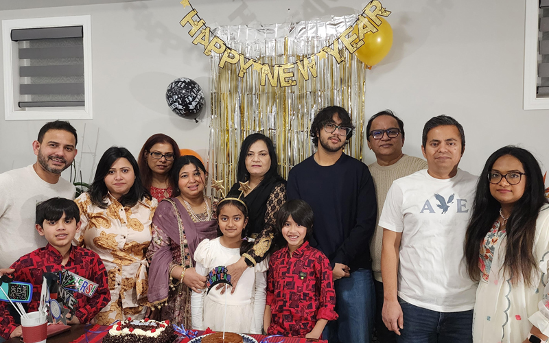 নতুন বছর বরণ করলেন কানাডার প্রবাসীরা