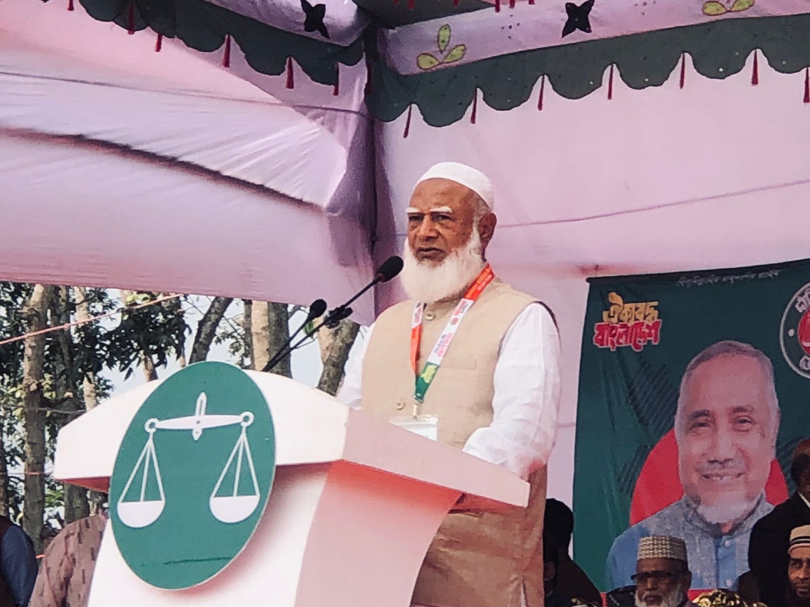 আমরা জাতীকে আর দ্বিধা-বিভক্ত দেখতে চাই না: ডা. শফিকুর রহমান