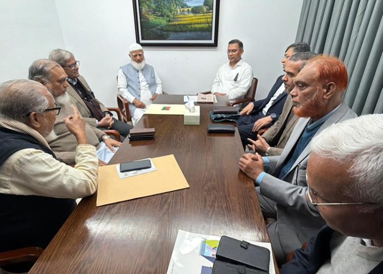 তারেক রহমানকে সমবেদনা জানাতে গুলশান কার্যালয়ে জামায়াত আমির