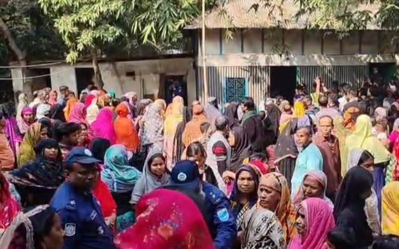 মুন্সিগঞ্জের সিরাজদীখানে মা-মেয়েকে কুপিয়ে হত্যা, এলাকায় চাঞ্চল্য