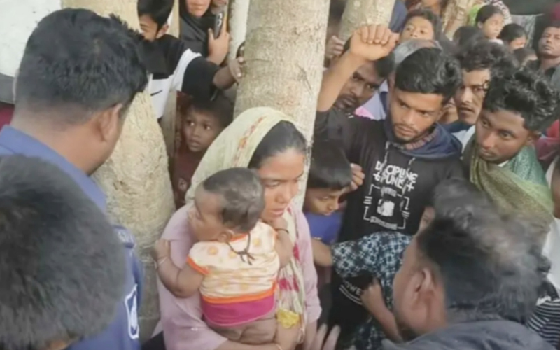 নামাজে থাকা শাশুড়িকে কুপিয়ে হত্যা, পুত্রবধূ আটক