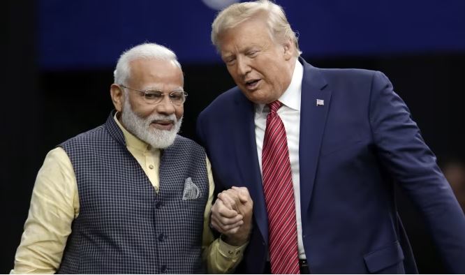 ‘খুব তাড়াতাড়ি’ ভারতের ওপর আরও শুল্ক চাপাতে চান ট্রাম্প