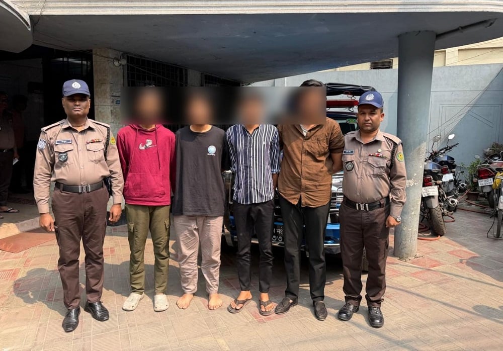 প্রধানমন্ত্রী চেয়েছিল দ্রুত ছেলেটির সুস্থ উদ্ধার: ডিসি মাসুদ | চ্যানেল আই অনলাইন প্রধানমন্ত্রী চেয়েছিল দ্রুত ছেলেটির সুস্থ উদ্ধার: ডিসি মাসুদ | চ্যানেল আই অনলাইন