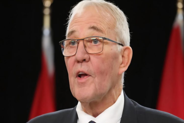 ছবি: কানাডার সাবেক মন্ত্রী বিল ব্লেয়ার।