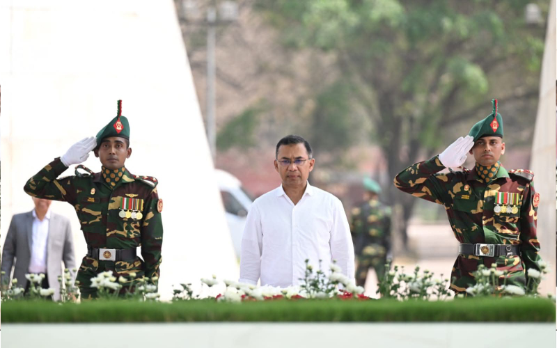 ছবি: শহীদ রাষ্ট্রপতি জিয়াউর রহমান ও বেগম জিয়ার কবর জিয়ারত করেছেন প্রধানমন্ত্রী ও মন্ত্রিপরিষদ সদস্যরা।