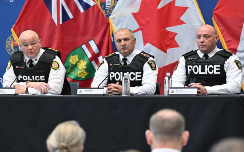 কানাডায় অপরাধ ও দুর্নীতির অভিযোগে ৭ পুলিশ কর্মকর্তা গ্রেপ্তার