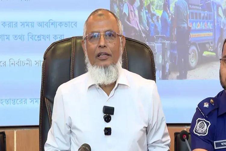 ছবি: ইসি আনোয়ারুল ইসলাম।