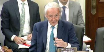 ছবি: মার্কিন সিনেটর এডওয়ার্ড জে. মার্কি