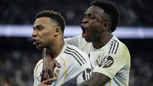 ৯ জনের ভায়োকানোর বিপক্ষে জয় পেল রিয়াল