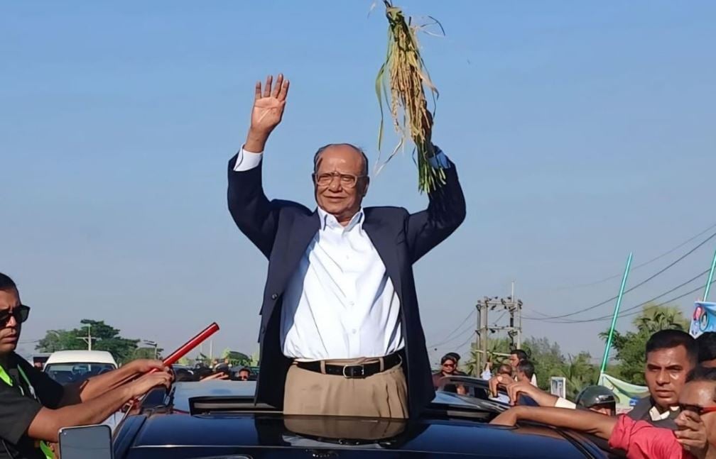 জয়ের পথে আবদুল আউয়াল মিন্টু