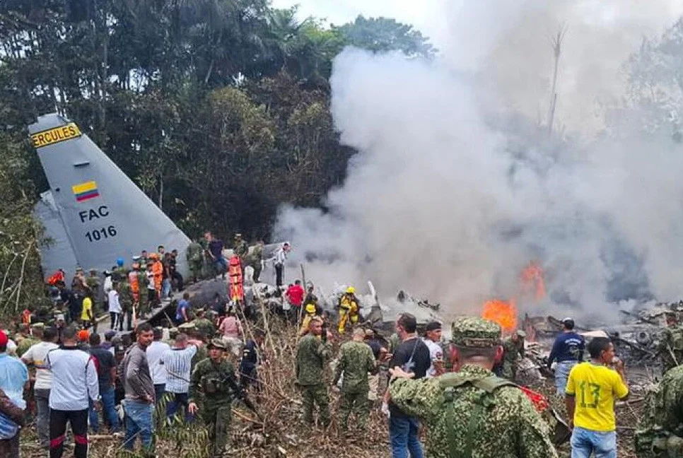 কলম্বিয়ায় সামরিক উড়োজাহাজ বিধ্বস্ত হয়ে ৩৩ সেনা নিহত