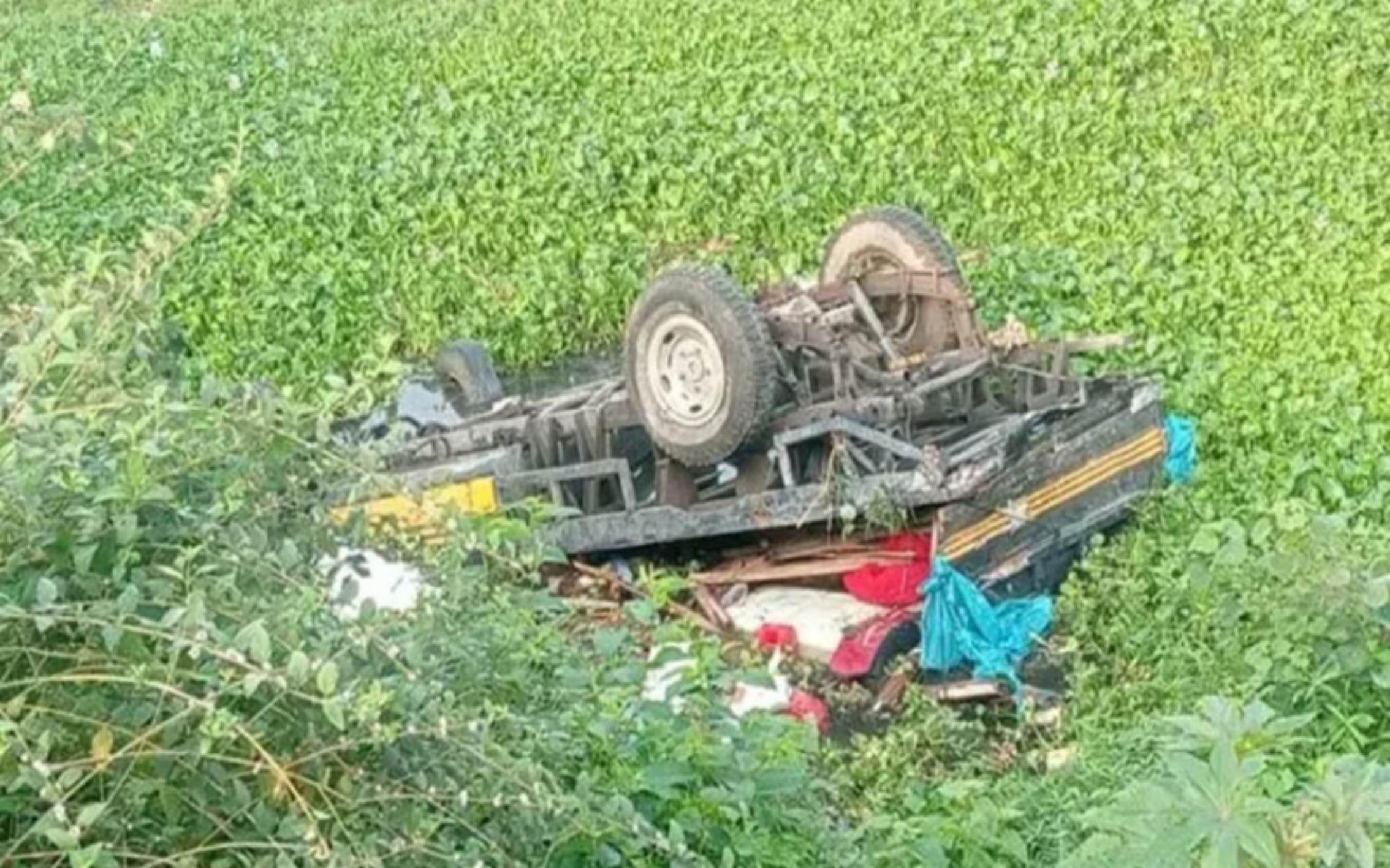 হবিগঞ্জে বাস-পিকআপ সংঘর্ষে নিহত ৪