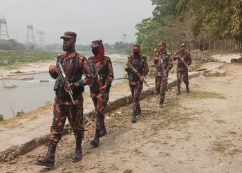 পঞ্চগড়ের বিভিন্ন সীমান্ত এলাকায় টহল ও নজরদারি বাড়িয়েছে বর্ডার গার্ড বাংলাদেশ (বিজিবি), ছবি: প্রতিনিধি।