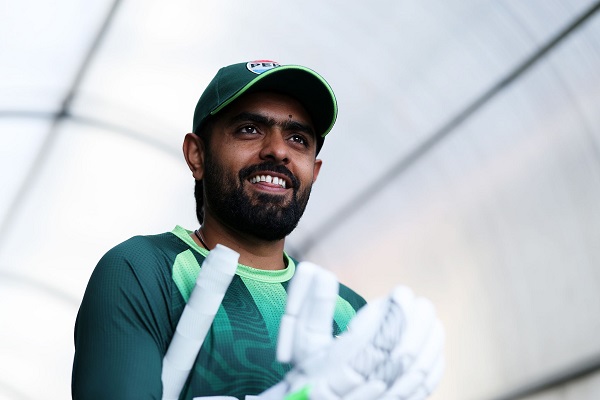 শ্লীলতাহানি ও আর্থিক প্রতারণার অভিযোগ থেকে মুক্তি পেলেন বাবর