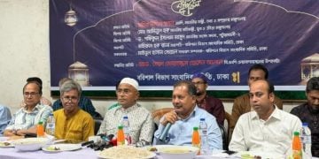 বরিশাল বিভাগ সাংবাদিক সমিতির ইফতার মাহফিলে বক্তব্য দেন তথ্যমন্ত্রী জহির উদ্দিন স্বপন