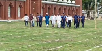 ছবি: দিনাজপুরের গোর-এ-শহীদ বড় ময়দান।