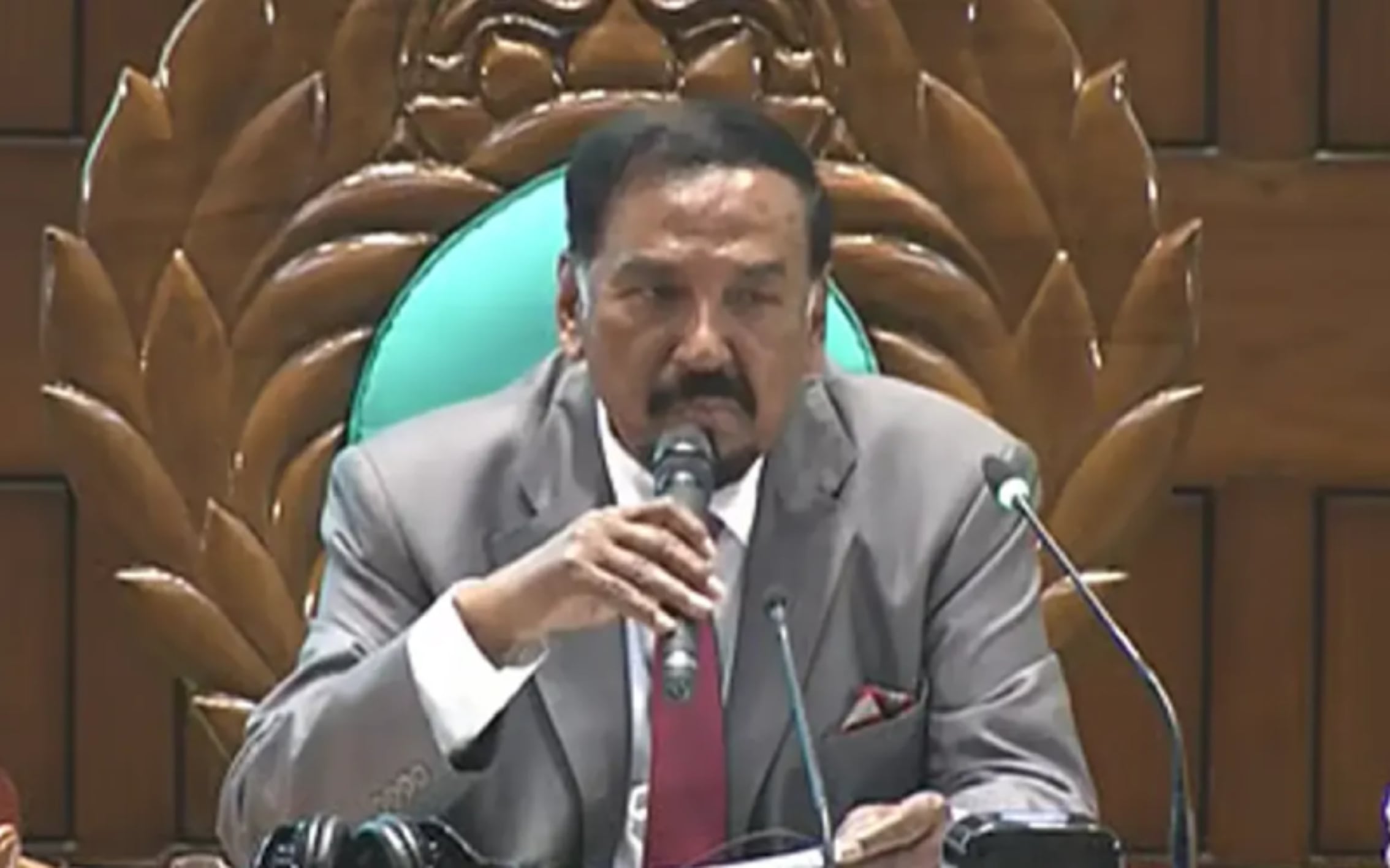 বিএনপির স্থায়ী কমিটি থেকে পদত্যাগ করলেন নবনির্বাচিত স্পিকার