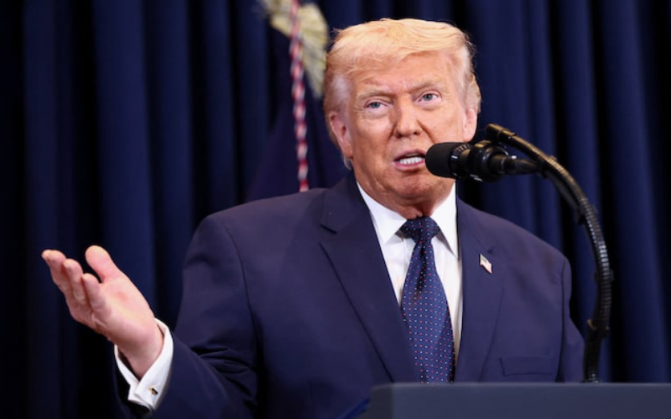 ভারতের রিলায়েন্সের সহায়তায় মার্কিন তেল শোধনাগার