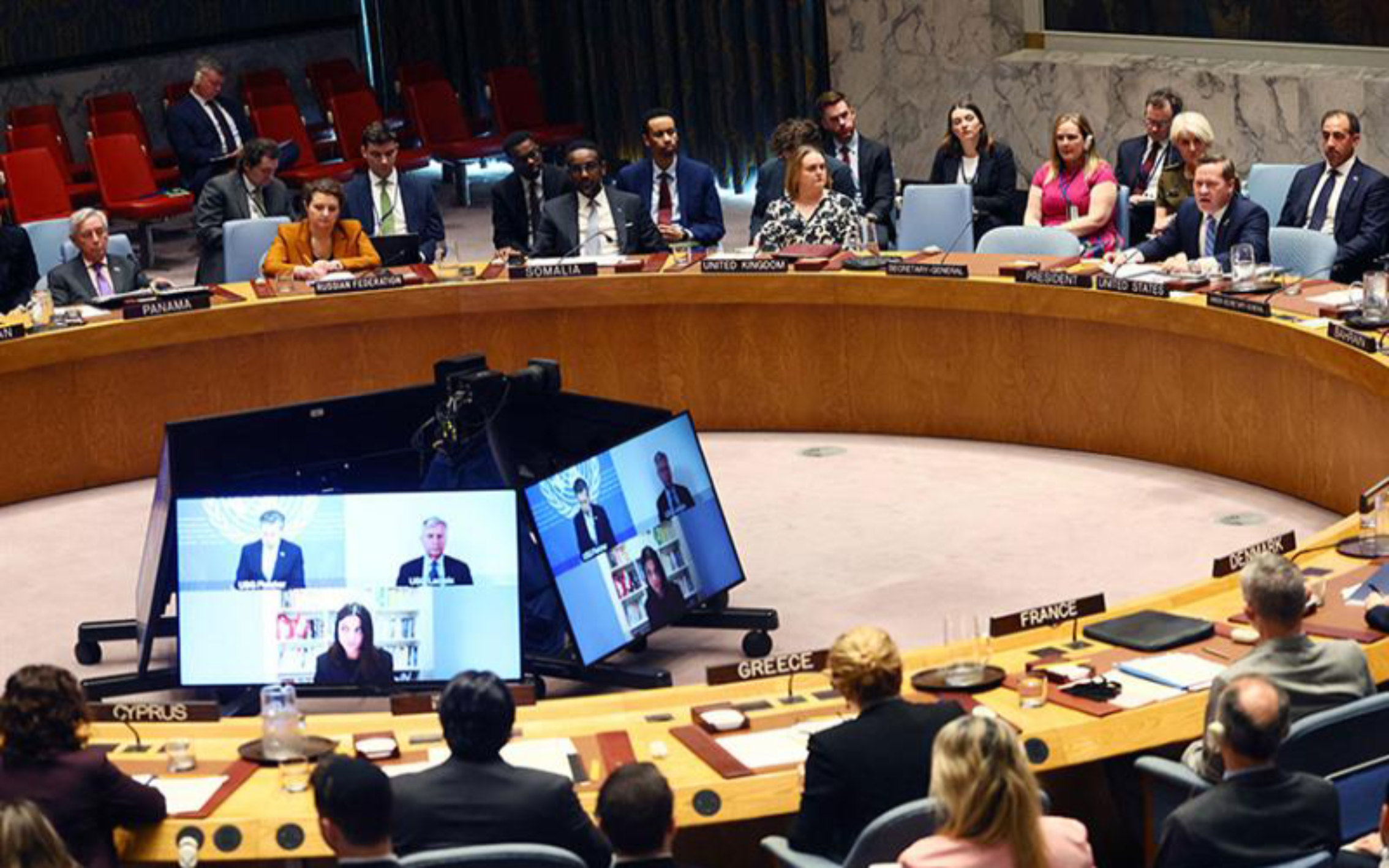 উপসাগরীয় দেশগুলোতে ইরানের হামলায় জাতিসংঘে নিন্দা প্রস্তাব পাস