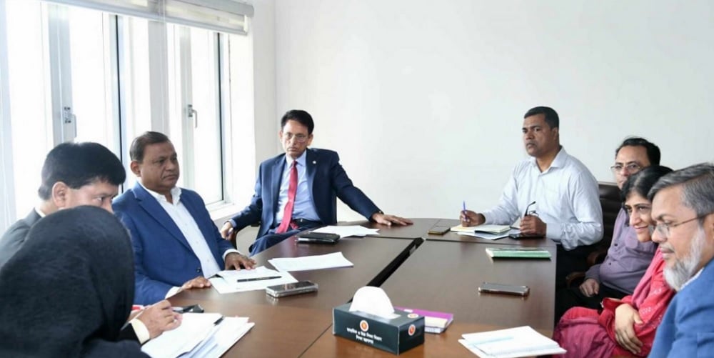 সোমবার থেকে ইংলিশ মিডিয়াম স্কুল ও কোচিং সেন্টারও বন্ধ