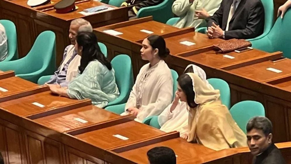 সংসদ অধিবেশনে ড. ইউনূস-সেনাপ্রধান-জাইমাসহ উপস্থিত যারা