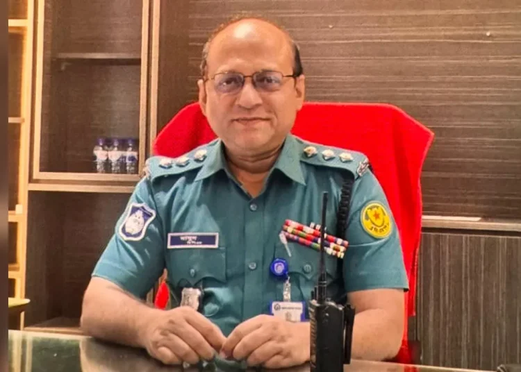 সহকারী পুলিশ কমিশনার (এসি) আলী আহম্মেদ মাসুদ