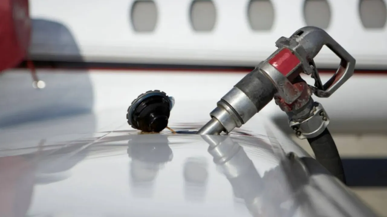 ৮০ শতাংশ দাম বেড়েছে জেট ফুয়েলের