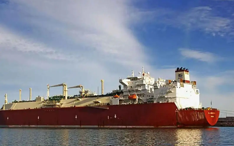 ডিজেল-জেট ফুয়েল নিয়ে চট্টগ্রাম বন্দরে পৌঁছেছে ৩ জাহাজ