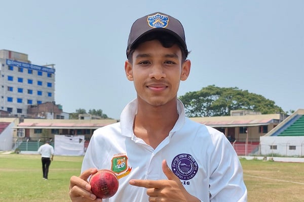 মিশারীর ৬ উইকেট, স্কুল ক্রিকেটে গনি মডেল হাই স্কুলের দাপুটে জয়