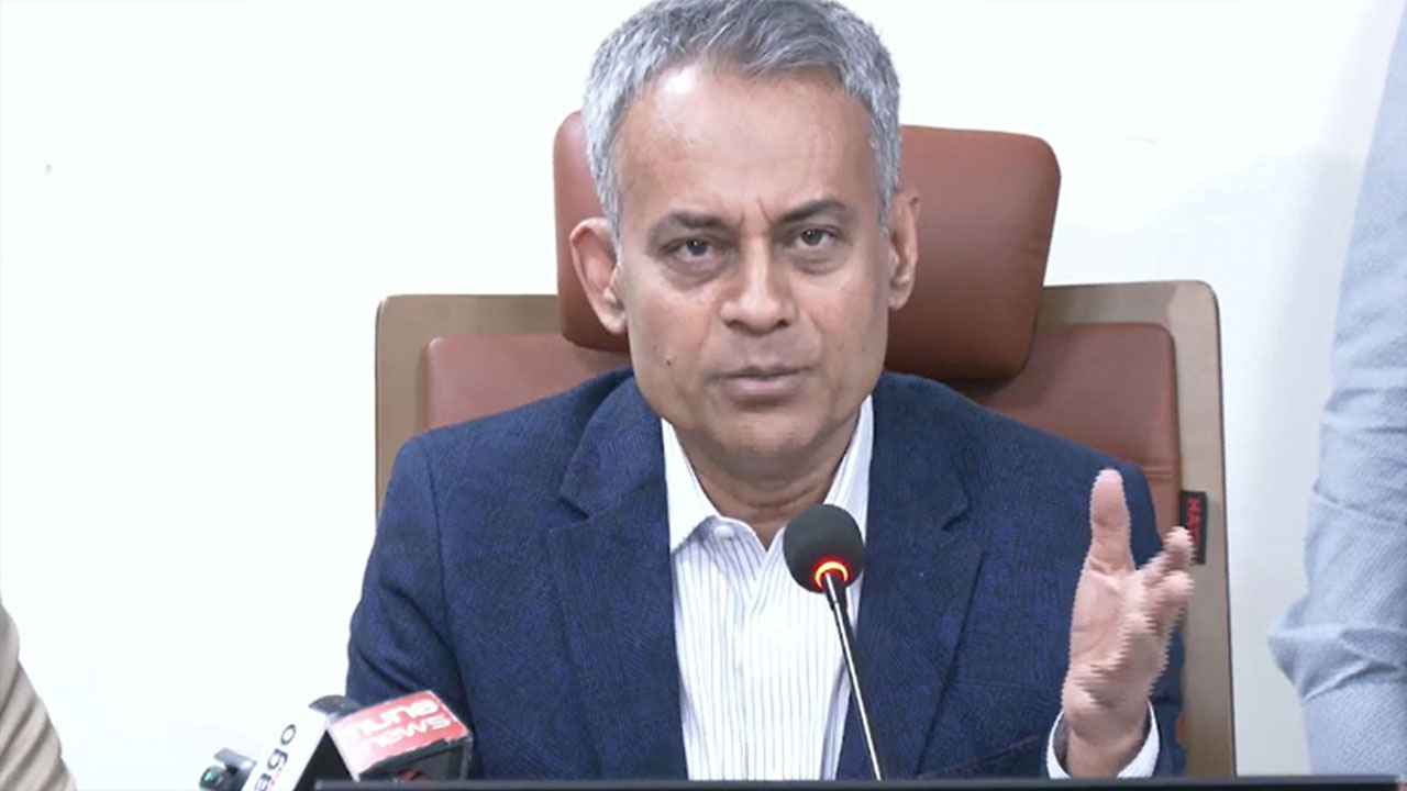 ‘জ্বালানির দাম বাড়ায় পরিবহন ভাড়া পুনর্নির্ধারণে সিদ্ধান্ত বৃহস্পতিবার’