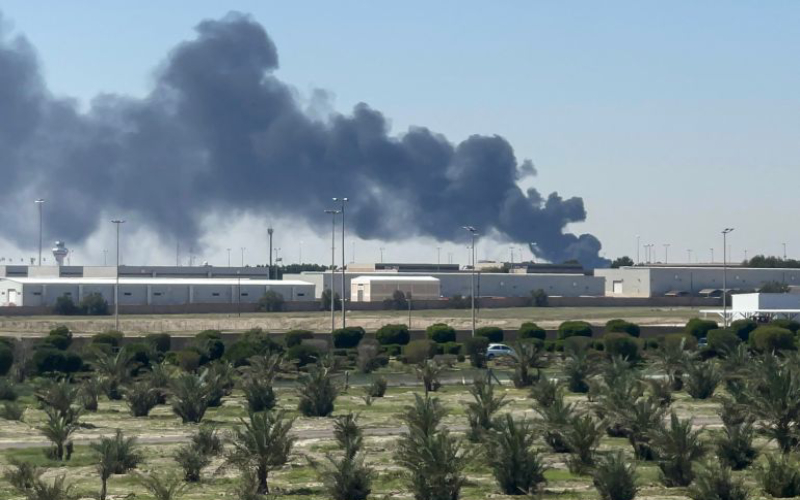 যুদ্ধবিরতির ঘোষণার পরও হামলা, আরব আমিরাত, কুয়েত ও বাহরাইন লক্ষ্যবস্তু | চ্যানেল আই অনলাইন যুদ্ধবিরতির ঘোষণার পরও হামলা, আরব আমিরাত, কুয়েত ও বাহরাইন লক্ষ্যবস্তু | চ্যানেল আই অনলাইন