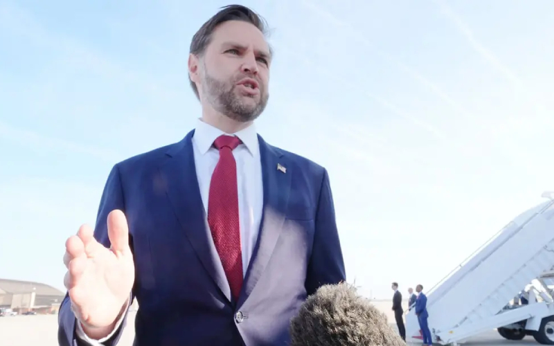 ইসলামাবাদে পৌঁছেছে মার্কিন প্রতিনিধি দল