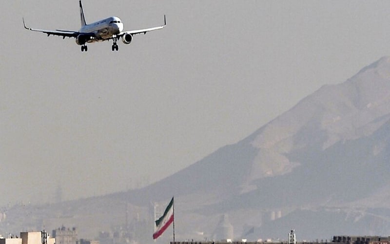 দীর্ঘ ২ মাস পর ইরানের আন্তর্জাতিক ফ্লাইট পুনরায় চালু