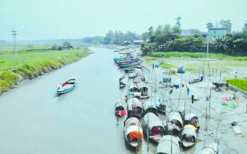 প্রকাশ রায়ের ‘ভাসমান জীবন’ প্যারিসে প্রদর্শিত