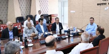 ছবি: প্রধানমন্ত্রীর সঙ্গে নোয়াব প্রতিনিধিদলের সাক্ষাৎ ।