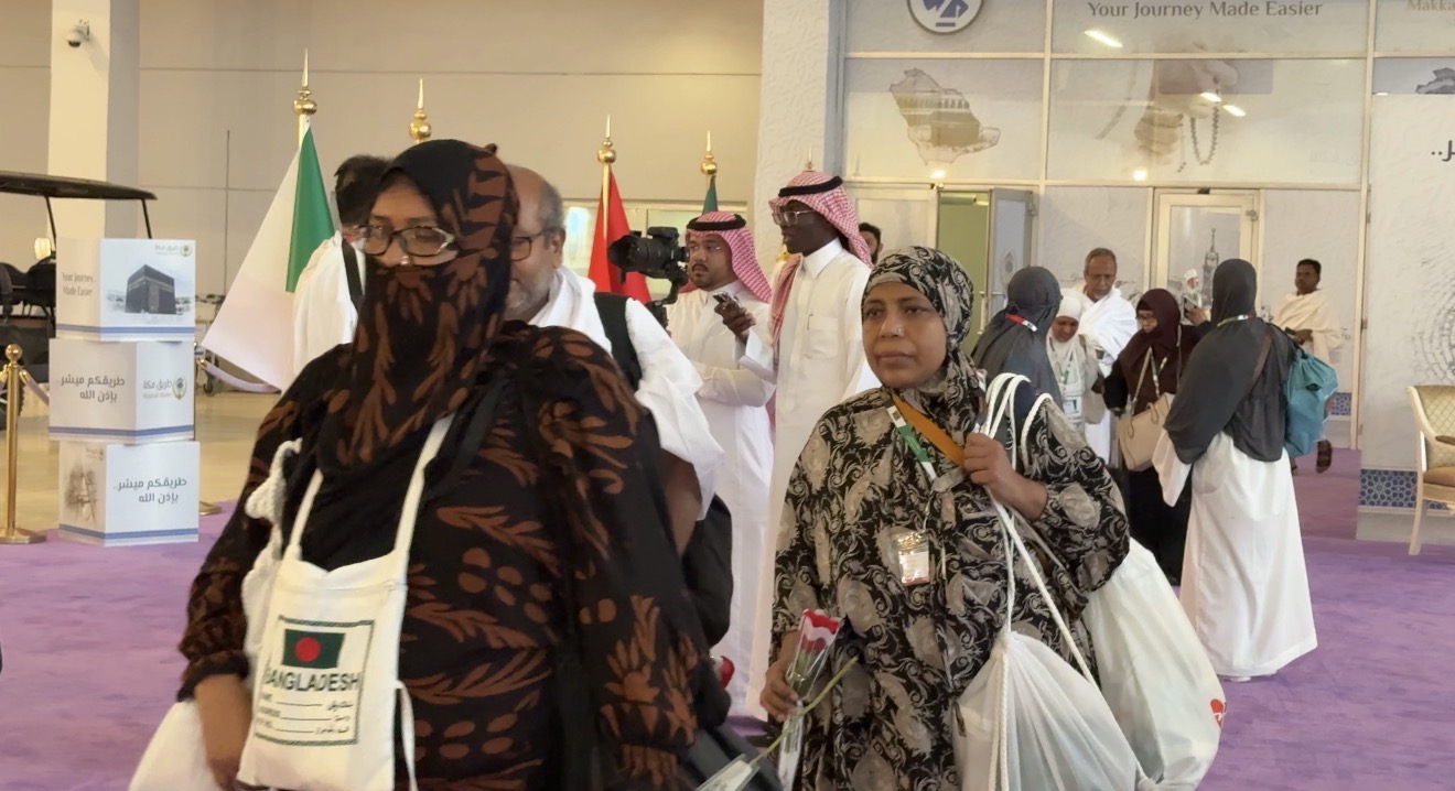 বাড়ি চুক্তি না করে হজযাত্রী প্রেরণ, সাইদ ট্রাভেলসকে কারণ দর্শানোর নোটিশ