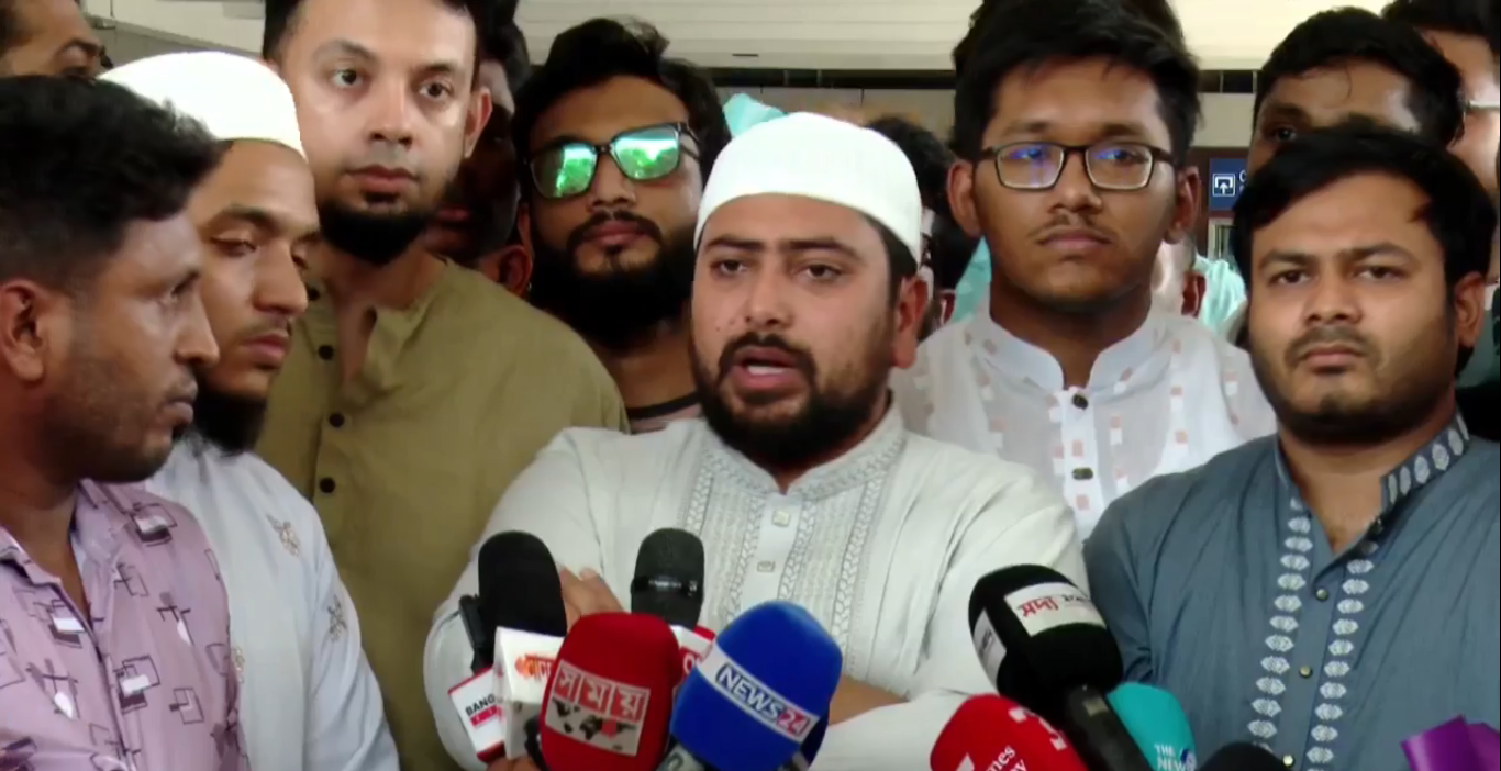 অধ্যাদেশ বাতিলের বিরুদ্ধে ড. ইউনূসকে রাজপথে নামতে হবে: নাহিদ ইসলাম