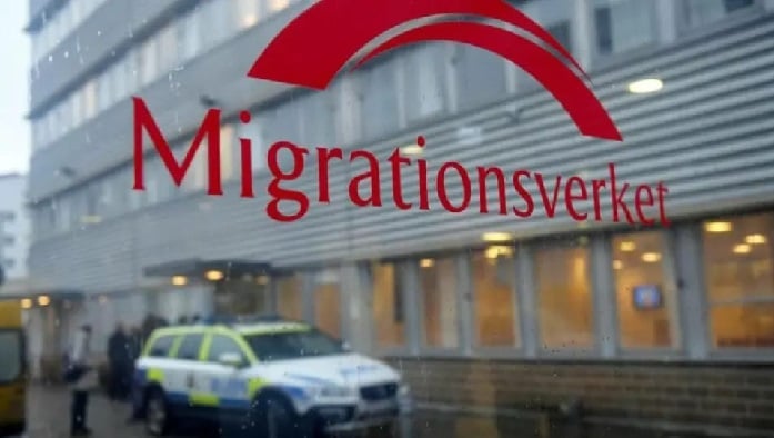 বাতিলের পথে সুইডেনে স্থায়ী বসবাসের সুযোগ