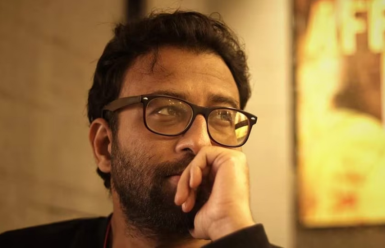 নিখোঁজের ২৪ দিন পর খোঁজ মিলল নির্মাতার