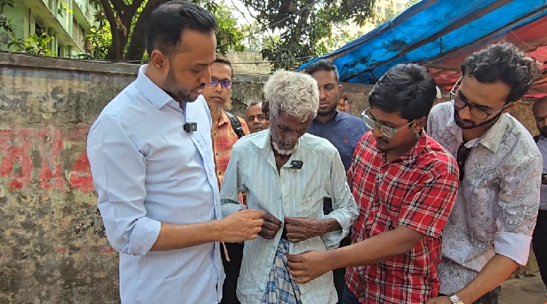মগবাজারের প্রবীণ নাঈমুদ্দিনের পাশে প্রধানমন্ত্রী