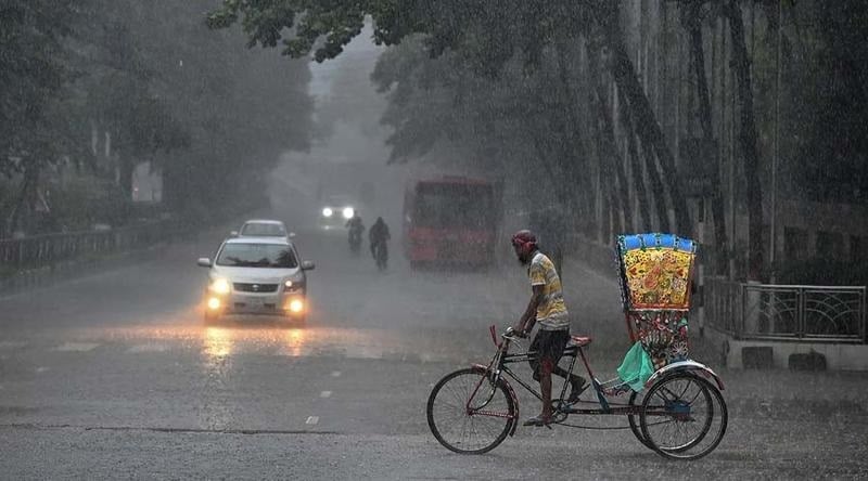তিন অঞ্চলে ঝড়-বৃষ্টির শঙ্কা, চার বিভাগে হতে পারে শিলাবৃষ্টি